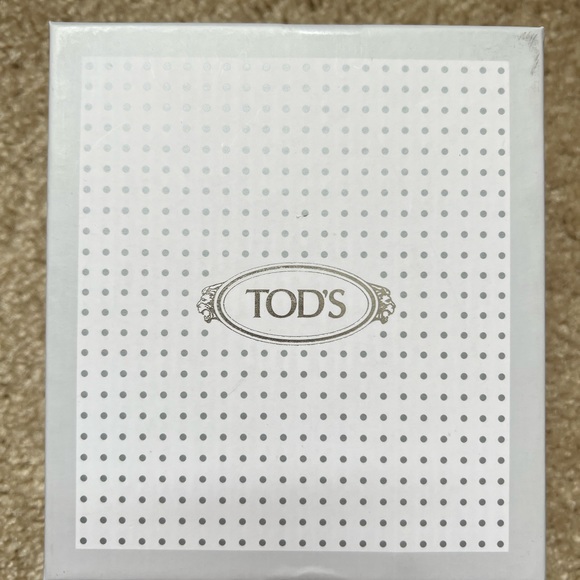 🆕💯Authentic Tod’s Moccasin shoes 🥰😍 - Picture 5 of 8